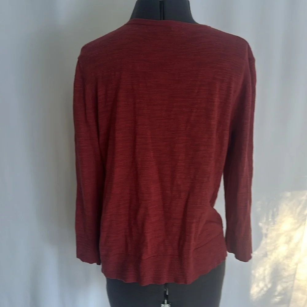 cable & gauge sweater burgundy rayon sweater size Large button up_6